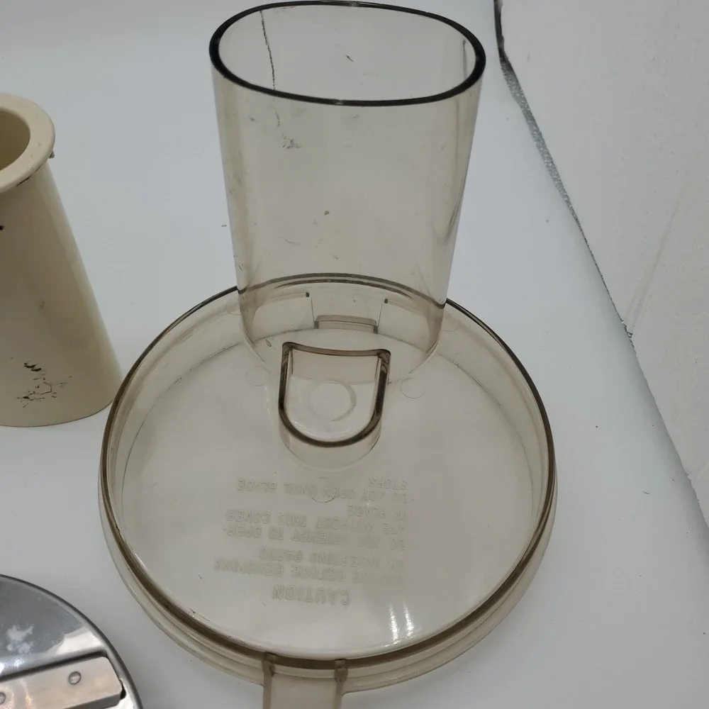Vtg GE Food Processor D4FP1 Replacement Parts Bowl Lid Stem Blades Grater Slicer